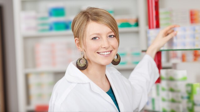 Die PTA-Ausbildung soll reformiert werden – was ändert sich für pharmazeutisch-technische Assistenten? (c / Foto: contrastwerkstatt / stock.adobe.com)