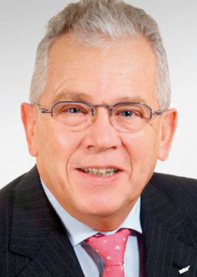 MVDA-Präsident <b>Wolfgang Simons</b> - Simons-280x393