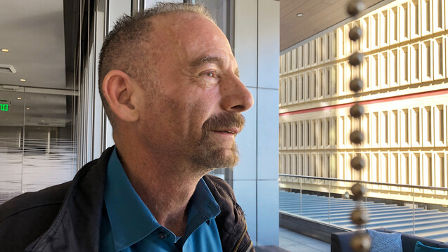 Timothy Brown stand am 4. März 2019 in Seattle für ein Foto bereit. Unter dem Namen der „Berliner Patient“ wurde er als erster und einziger geheilter HIV-Patient bekannt. (j/Foto: picture alliance / AP
Photo)