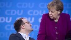 Bundeskanzlerin Angela Merkel unterstützt den Vorschlag ihres Gesundheitsministers Jens Spahn ( beide CDU) zur sogenannten doppelten Widerspruchslösung bei der Organspende. (Foto: Imago)