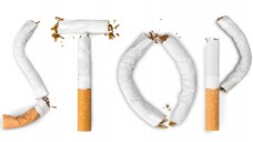 Zum Jahreswechsel gute Vorsätze: Mit dem Rauchen aufhören. (Foto: BillionPhotos.com / Fotolia)