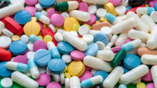 Welche Arzneimittel sind gefährdet, mit Nitrosaminen verunreinigt zu sein? Offenbar recht viele. (Symbolbild: pavel_shishkin / AdobeStock)&nbsp;