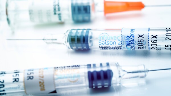 Wo bleiben die 20.000 Grippeimpfstoffe aus Frankreich?