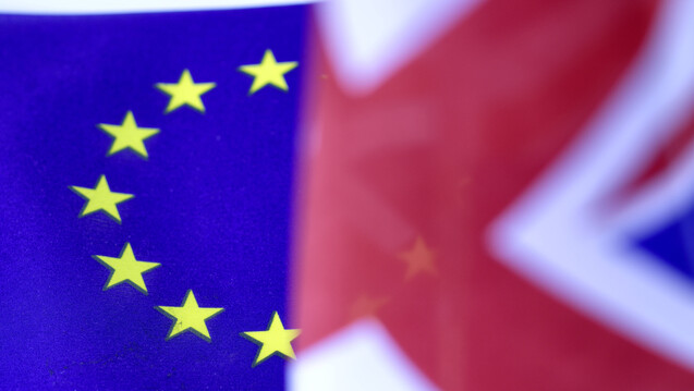 Seit dem 1. Januar 2021 gilt zwischen der EU und Großbritannien ein Handels- und Kooperationsabkommen – vorläufig. Und das bringt Unsicherheiten auch für die Arzneimittelindustrie. (x / Foto: IMAGO / Rainer Unkel)