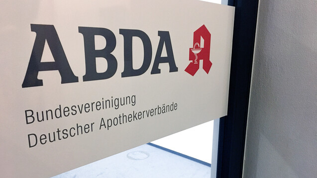 Die ABDA setzt sich
entschlossen für den Erhalt der Preisbindung ein. (c / Foto: DAZ.online)