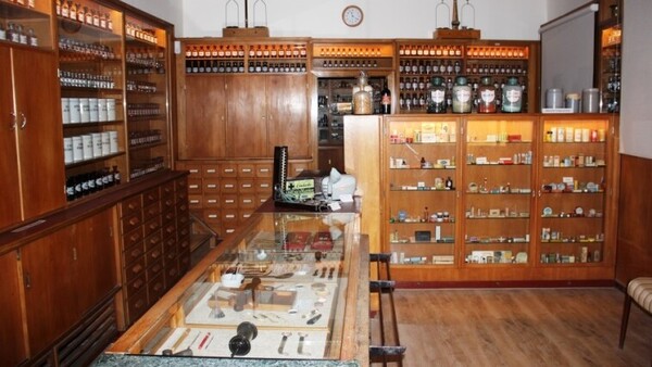 Museum Obertor-Apotheke – 250 Jahre Pharmaziegeschichte