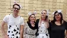  Dalmatiner-Look im HV, so wie hier das Team der Laurentius-Apotheke in Mönchengladbach? Besser vorab klären, rät Adexa-Juristin Minou Hansen. ( r / Bild: Laurentius Apotheke)