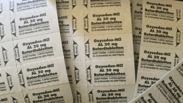Blister von Oxycodon-HCl AL 20 mg sind offenbar in die falsche Packung geraten. (Foto: DAZ.online)