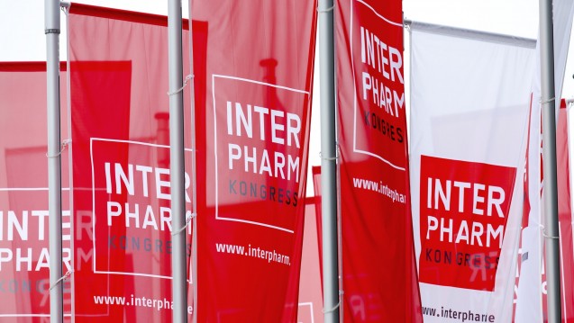 Dieses Jahr treffen sich fortbildungsfreudige Apotheker zum ersten Mal in Bonn zur INTERPHARM. Ein Thema: Das Rx-Versandverbot.. (Foto: Schelbert)