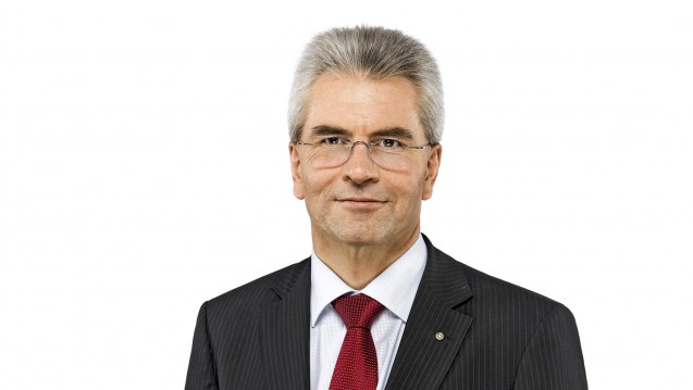Dr. Hans-Peter Hubmann, Chef des Bayerischen Apothekerverbandes, fordert die Auflösung des GKV-Spitzenverbandes als Reaktion auf das Positionspapier zum Apothekenmarkt. (Foto: ABDA)