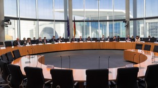 Mutter bittet Bundestagsabgeordnete um Erhalt des Rx-Versandes