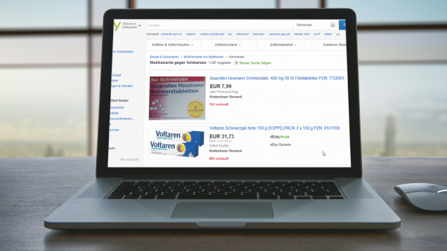 Über Ebay können Versandapotheken ganz legal OTC anbieten. Doch auch Privatleute versuchen sich im Arzneimittel-Verkauf. (Foto: Konstantin Yuganov / Fotolia | Screenshot: www.ebay.de)