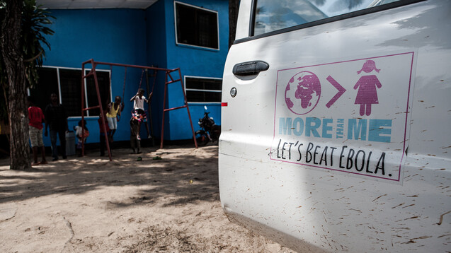Ebola – trotz Impfstoff ist die Erkrankung im Kongo kaum in den Griff zu bekommen. (c / Foto: picture alliance/Daniel van Moll)