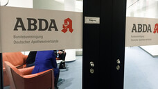 In der ABDA-Geschäftsstelle wird nun an der Stellungnahme für das BMG gefeilt. (c / Foto: DAZ.online)