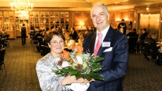Karin Graf und Kammerpräsident Günther Hanke bei der Pharmazeutischen Tafelrunde. (Foto: LAK Baden-Württemberg)