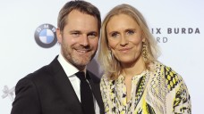 Bitte lächeln: Daniel Bahr mit Ehefrau Judy Witten auf dem Roten Teppich –  anlässlich des Felix Burda Award am im April 2016 in München. (Foto: dpa)