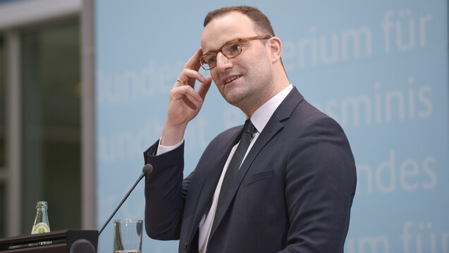 Bundesgesundheitsminister Jens Spahn (CDU) fordert in der Valsartan-Krise, dass sich Patienten auf die Reinheit ihrer Medikamente verlassen können müssen. (Foto: Külker)