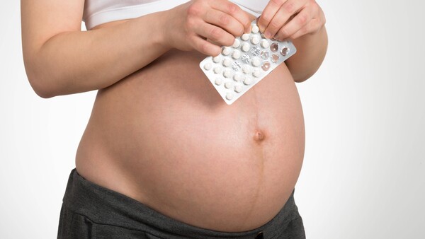 Anwendung in der Schwangerschaft: BfArM setzt Anpassungen bei Metamizol um