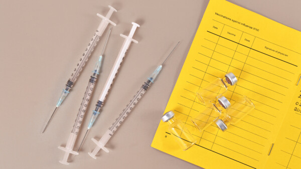 XBB.1.5 – Passen die Impfstoffe noch zum COVID-19-Infektionsgeschehen?