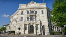 Das Verwaltungsgericht Potsdam hat sich mit der Lunapharm-Affäre befasst. ( r / Foto: imago images / Joko)
