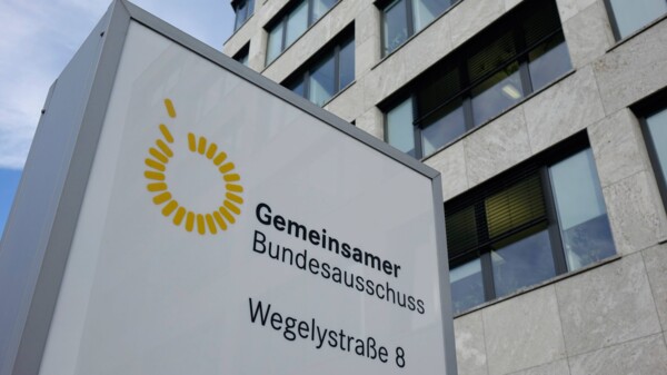 BMG beanstandet G-BA-Beschluss zum Biologika-Austausch in Apotheken