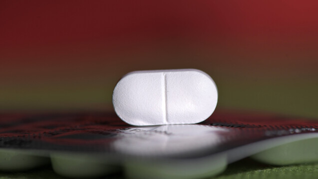 Es gibt keine neu veröffentlichten Daten, die eindeutig bestätigen, dass Ibuprofen eine COVID-19-Erkrankung verschlechtern. (r / Foto: imago images / MiS )