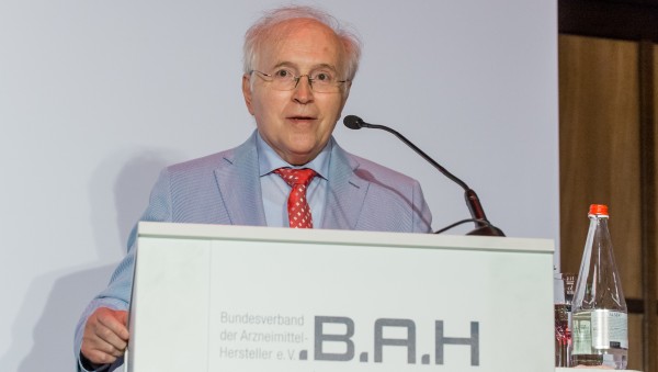 BAH-Selbstmedikationspreis für Klaus G. Brauer