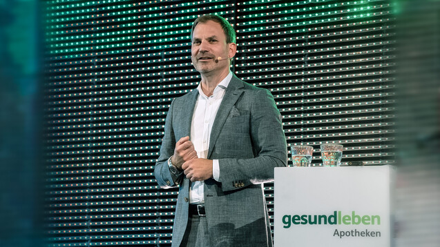 Gehe-Vertriebschef Andreas Thiede erklärte auf dem
„Gesund leben live“-Partnertreffen, dass die Kooperationsmitglieder künftig am Gewinn beteiligt werden sollen. (Foto: Gehe)