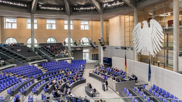 Generalprobe im Bundestag: Die Beratung über einen Antrag der Linksfraktion zum Rx-Verbot zeigte, wie weit entfernt eine Einigung im Thema innerhalb der Großen Koalition ist. (Foto: Külker)
