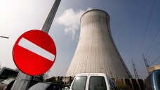 Das Atomkraftwerk Tihange in Belgien: Bei einer Panne wäre radioaktive Strahlung binnen Stunden in Aachen. (Foto: dpa/ Brono Fahy)