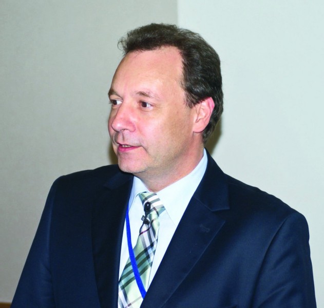 Dr. Wolfgang Harth