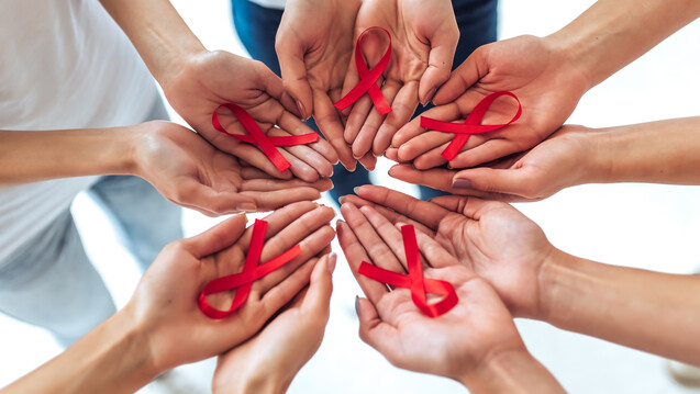 Für Aktionen zum Welt-AIDS-Tag findet man kostenlos Aktionsmaterial im Internet. (c / Foto: Vasyl / stock.adobe.com)