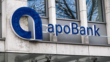 Die Apobank will sich zunehmend auf ihre Stärken in der Praxis- und Apothekenfinanzierung sowie in der Vermögensverwaltung und Vorsorge für akademische Heilberufler besinnen. (Foto: IMAGO / Michael Gstettenbauer)