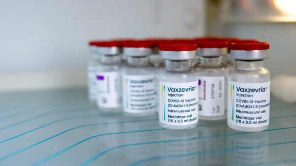 Zulassungsaus für Vaxzevria – ist das ungewöhnlich?