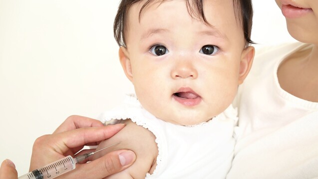 Die STIKO priorisiert die Frage, ob auch für Kinder eine Grippeimpfung standardmäßig empfohlen werden soll. (Foto:&nbsp;Qiteng T / stock.adobe.com)