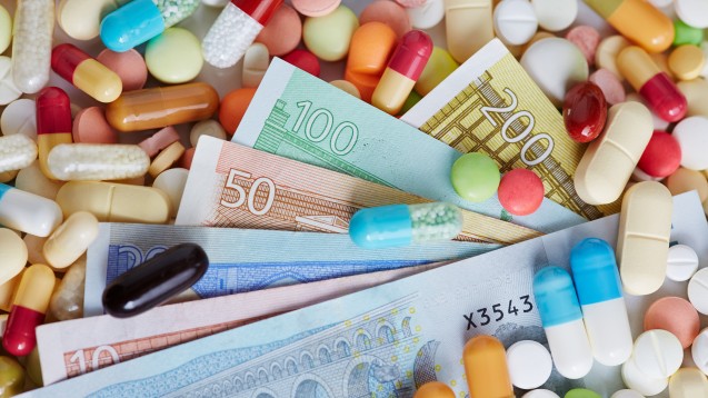 1,2 Milliarden Euro mehr: Nach Berechnungen des DAV haben die Kassen im vergangenen Jahr rund 3,8 Prozent mehr für Arzneimittel ausgegeben. (Foto: Robert Kneschke / fotolia)