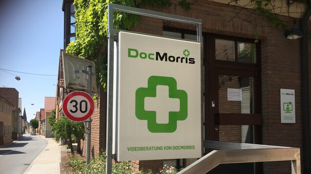 Kaum noch eine Überraschung: Auch das Oberlandesgericht Karlsruhe hält den Arzneimittelautomaten,den DocMorris in Hüffenhardt aufgestellt hat, für nicht zulässig. b/(Foto: diz / daz.online)