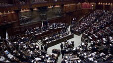 Das italienische Abgeordnetenhaus hat ein Gesetz beschlossen, das die Lockerung der im vergangenen Jahr gestarteten Impfpflicht vorsieht. (c / Foto: Imago)