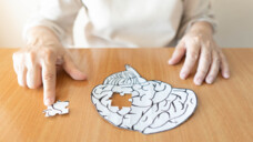 Morbus Alzheimer tritt meist altersbedingt auf und ist die häufigste Form der Demenz. (Foto: Orawan/AdobeStock)