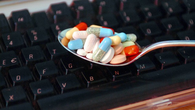 In England gibt es jetzt die erste Spezial-Klinik, für Opfer von illegalem Arzneimittel-Handel im Internet. (Foto: Imago)