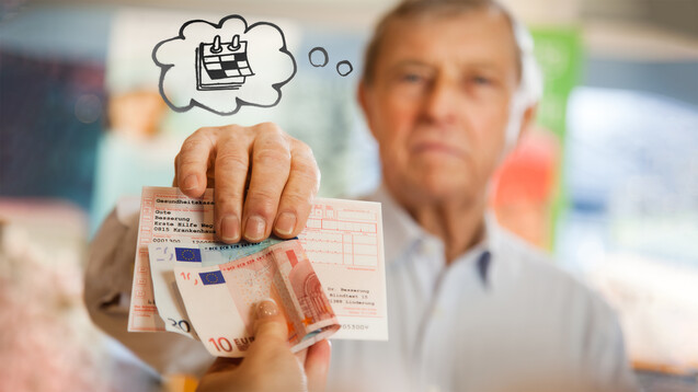Muss die Apotheke die Zuzahlung kassieren? ( r / Foto: pix4U / stock.adobe.com)