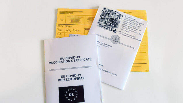 Apotheken erstellen vielerorts bereits digitale Impfnachweise für die COVID-19-Impfung. (s / Foto: IMAGO / Revierfoto)