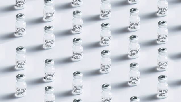COVID-19-Impfstoffe und Grippeimpfstoffe werden in die Liste der versorgungskritischen Wirkstoffe aufgenommen.(Foto: IMAGO / Addictive Stock)