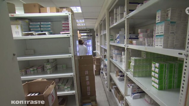 In einer griechischen Klinik sollen jahrelang Krebsarzneimittel gestohlen und nach Deutschland verkauft worden sein. Das hat das ARD-Magazin Kontraste recherchiert. (m / Foto: Screenshot ARD) 