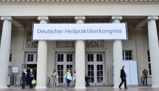 Der Kongress findet jährlich in der Stadthalle in Karlsruhe statt. (Fotos: hfd / DAZ.online)