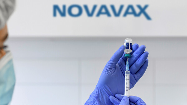 STIKO empfiehlt Nuvaxovid zur Grundimmunisierung ab 18 Jahren 