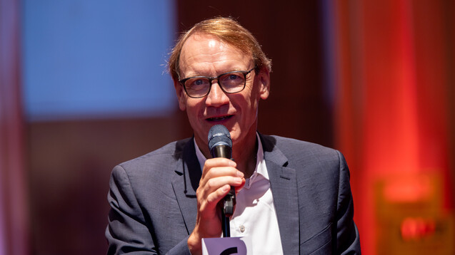 Thomas Preis, Vorsitzender des Apothekerverbandes Nordrhein, fordert den vorläufigen Insolvenzverwalter von AvP auf, die noch im Rechenzentrum befindlichen Rezepte herauszugeben. (Foto: DAZ/A.Schelbert)
