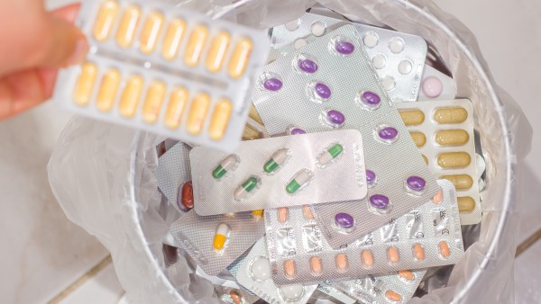 Wie entsorgen andere Länder ihre Arzneimittel?