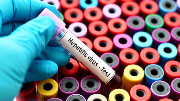 PRAC empfiehlt Hepatitis-B-Screening vor Therapiebeginn 