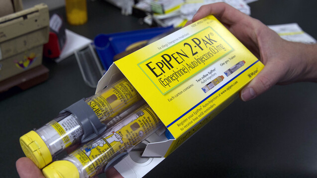 Wie viel Adrenalin ist in einem verfallenen Epipen noch vorhanden? (c / Foto: Foto: picture alliance / AP Photo)